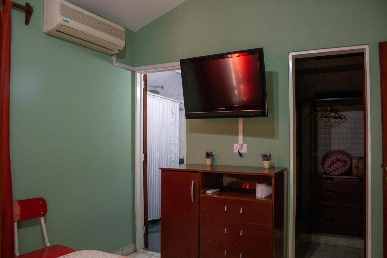 Tres Cerritos Sofi