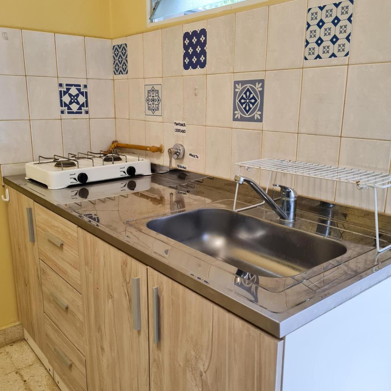 Tres Cerritos Sofi Apartment